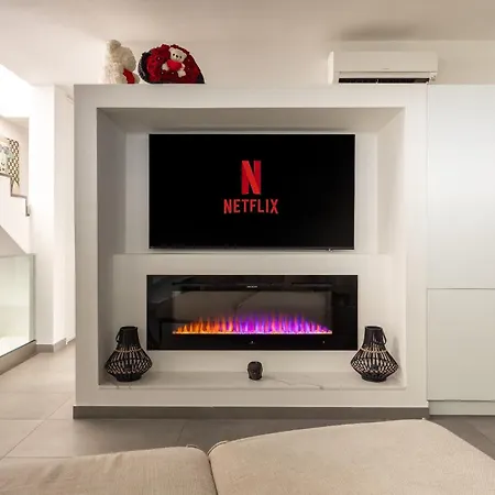 Luxury Front