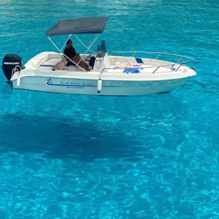 Windsurf Front Apartment