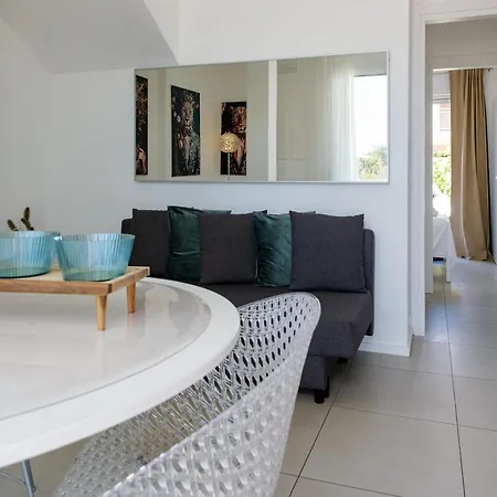 Luxury Front Apartament *