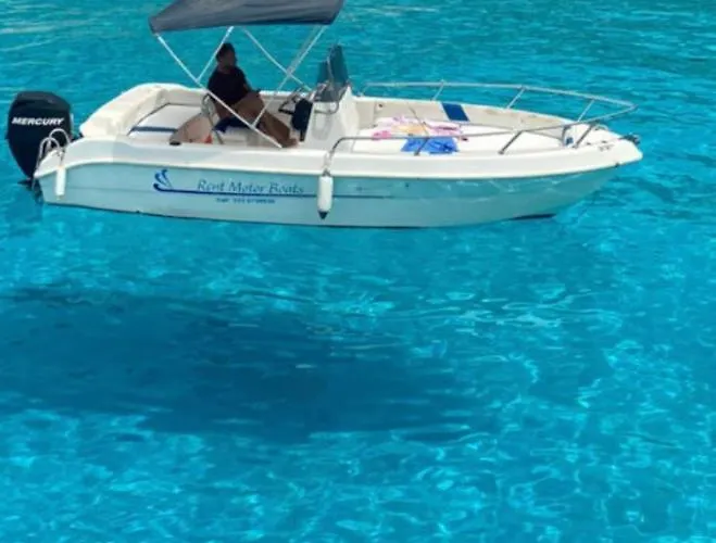 Luxury Beach Front Апартаменты